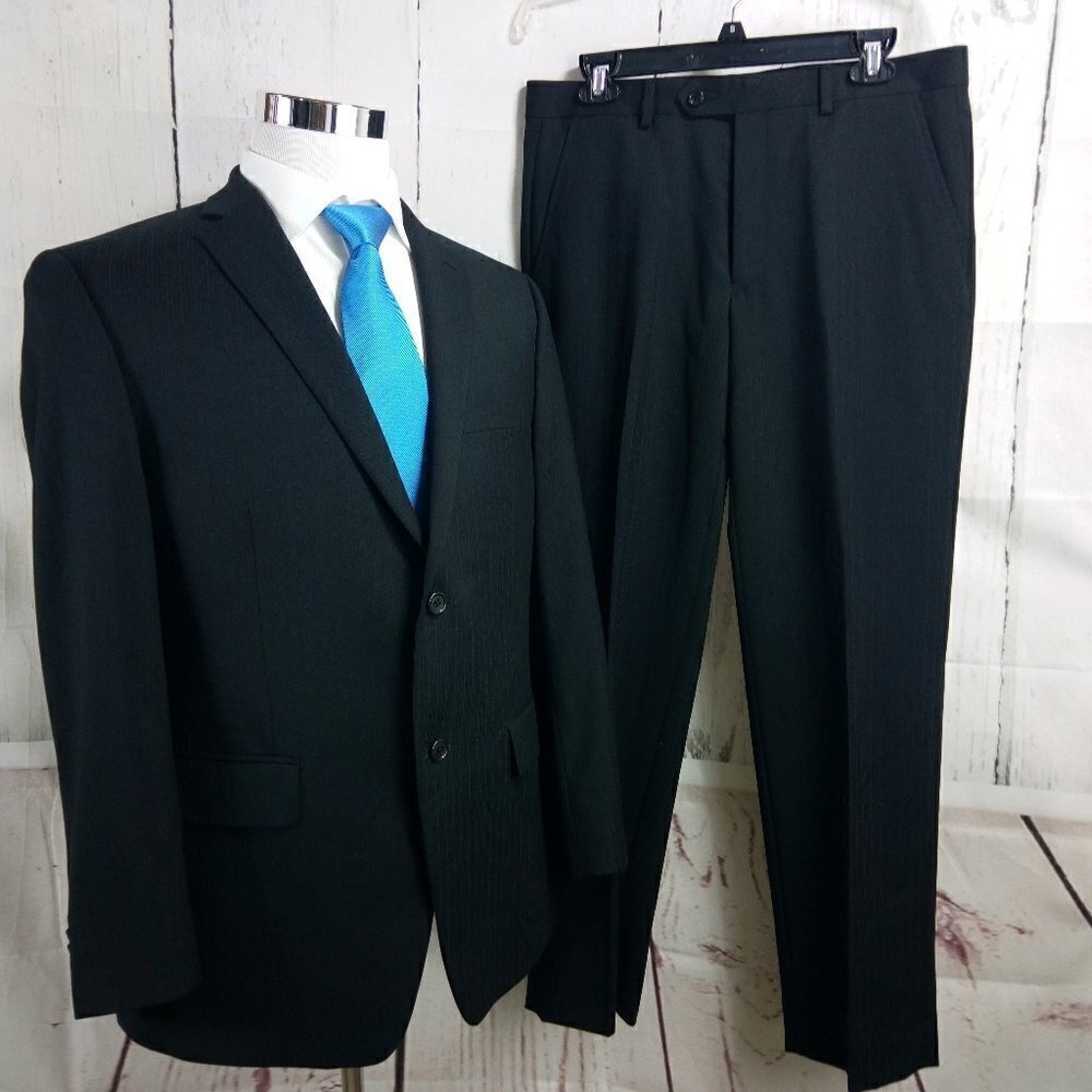 Apt. 9 Modern Fit 42S Black Striped 2pc Suit